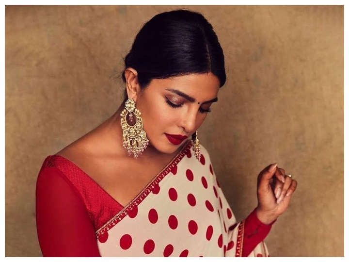 Priyanka Chopra in Polka Dot Printed Red & White Saree | Priyanka Chopra in  Saree | Buy Sarees Online | Sarees | Indian Sarees | Ladyindia – Lady India