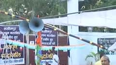 Sitapur : सीतापुर गेस्ट हाउस के बाहर कांग्रेस कार्यकर्ताओं का डेरा । HINDI NEWS