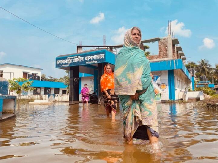 Due to flood situation in West Bengal, delivery had to be done in the doctor quarters Floods In West Bengal: बंगाल में बाढ़ की स्थिति बिगड़ी, डॉक्टर के क्वार्टर में करनी पड़ी डिलीवरी