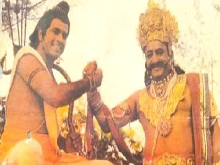 पुराने किस्सेः रामायण के ‘रावण’ Arvind Trivedi के साथ ही खाना खाते थे ‘राम’ Arun Govil, खाने के बाद उमरगाम में टहला करते थे साथ During shooting of ramayan Arvind Trivedi eats food with Arun Govil, Used to go for a walk together in Umargam पुराने किस्सेः रामायण के ‘रावण’ Arvind Trivedi के साथ ही खाना खाते थे ‘राम’ Arun Govil, खाने के बाद उमरगाम में टहला करते थे साथ
