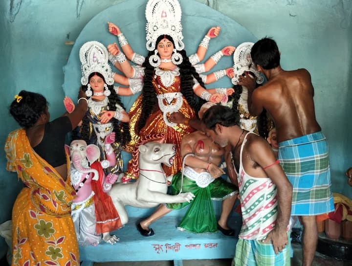 বর্তমানে এই গ্রামে  বাজিগর সম্প্রদায়ের প্রায় ৫০ টি পরিবারের বসবাস।