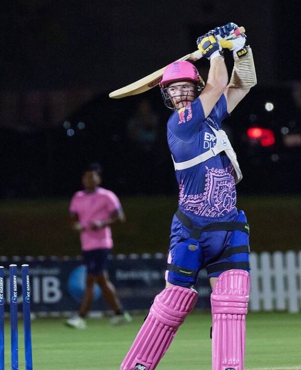 டெல்லி, சென்னை, பெங்களூரு அணிகள் ப்ளே ஆஃப் சுற்றுக்கு தகுதி பெற்றுவிட்டன. ஹைதராபாத்தை அடுத்து ராஜஸ்தானும் ப்ளே ஆஃப் சுற்றுக்கு தகுதி பெறாமல் வெளியேறிவிட்டது.