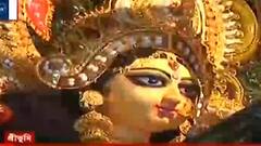 Durga Puja 2021: শ্রীভূমি স্পোটিংয়ে 'বুর্জ খালিফা'য় সোনা দিয়ে মোড়া হল মা-কে। Bangla News