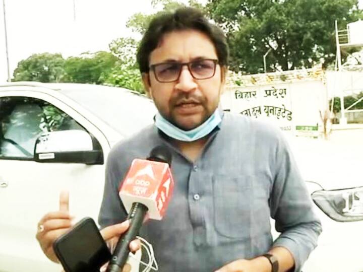 शिवानंद तिवारी के बयान पर JDU का तंज, मक्खी की तरह निकालकर फेंक दिया गया फिर भी तेज प्रताप शांत