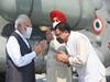 PM Modi Rishikesh Visit: पीएम मोदी ने पुष्कर सिंह धामी की दो बार पीठ थपथपाई, बताया ऊर्जावान मुख्यमंत्री
