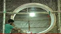 Durga Puja 2021: শহুরে যাপনে ঠাঁইহীন চড়াই-বুলবুলিদের 'আত্মকথা' পাথুরিয়াঘাটা ৫ পল্লির মণ্ডপে| Bangla News