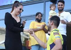 Deepak Chahar Engagement: दीपक चाहर ने दर्शकों के सामने स्टेडियम में की सगाई, देखें तस्वीरें