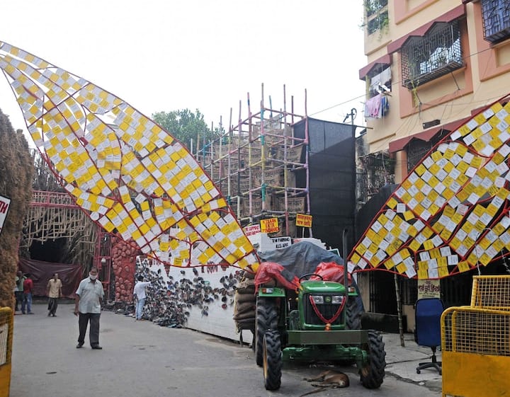 ਪੂਜਾ ਕਮੇਟੀ ਦੇ ਸਕੱਤਰ ਪ੍ਰਤੀਕ ਚੌਧਰੀ ਨੇ ਕਿਹਾ ਕਿ ਉਹ ਕਿਸਾਨਾਂ ਦੇ ਸ਼ੋਸ਼ਣ ਨੂੰ ਸਾਹਮਣੇ ਲਿਆਉਣਾ ਚਾਹੁੰਦੇ ਹਨ।