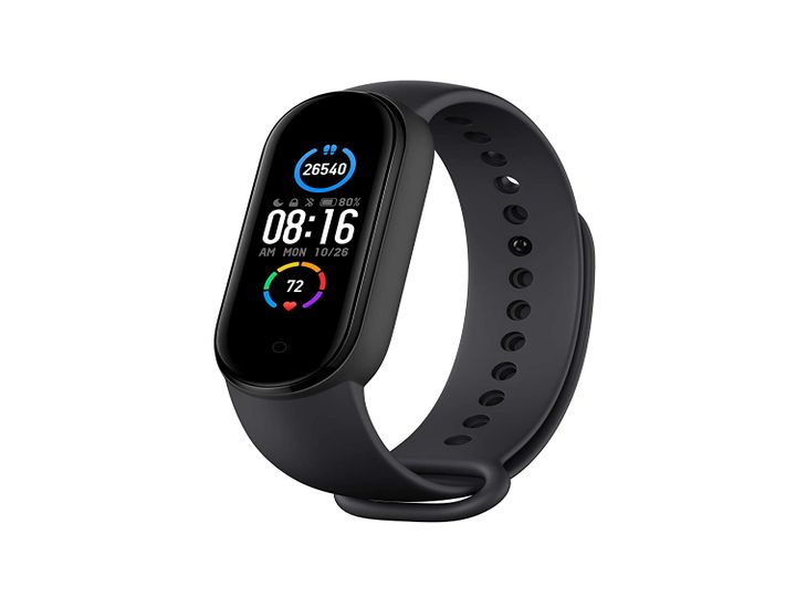 Amazon Great Indian Festival Sale: Fullstop on the search for the best smart fitness tracker, buy this smart tracker up to 2 thousand in Amazon Sale