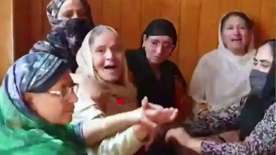 Kashmir में आतंकी कर रहे 'Targeted Attacks', 5 दिन में 7 लोगों की हत्या | घंटी बजाओ