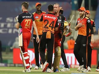 IPL 2021: Virat Kohli की आरसीबी के लिए मुश्किल बढ़ी, सीएसके की राह आसान हुई