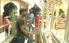 Navratri 2021: दिल्ली के कालकाजी मंदिर में कोरोना से बचाव के साथ कराया जा रहा दर्शन-पूजन