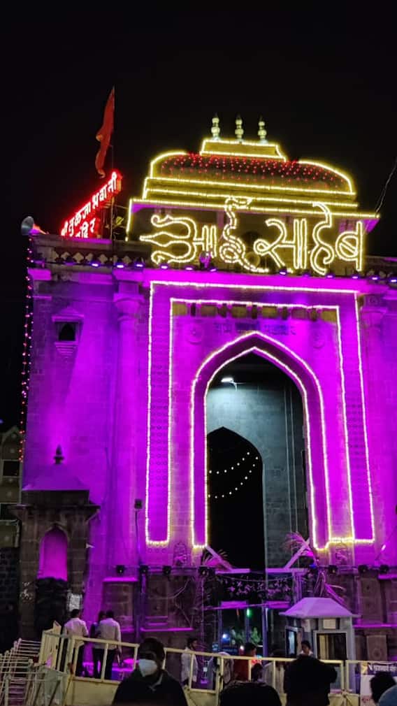 Tulja Bhavani PHOTO : आई राजा उदो उदो... घरबसल्या घ्या तुळजाभवानी मातेचं दर्शन