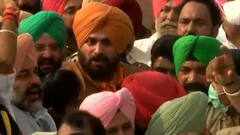 Lakhimpur Kheri जा रहे Sidhu को UP Border पर रोका गया, बैरिकेड को हुई तोड़ने की कोशिश