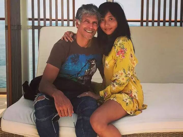 Milind Soman: एक्टर मिलिंद सोमन ने 25 साल छोटी अंकिता कंवर से शादी कर हर किसी को हैरान कर दिया था. मिलिंद जहां 52 साल के हैं तो वहीं अंकिता 27 साल की. (फोटो – सोशल मीडिया)
