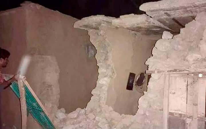 Pakistan Earthquake : 20 Killed, two Hundreds Injured As Quake Rattles Southern Pakistan Pakistan Earthquake : પાડોશી દેશ પાકિસ્તાનમાં જોરદાર ભૂકંપઃ 20 લોકોના મોત