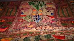 Durga Puja 2021: 'নকশি কাঁথায় দুর্গাকথা' বলবে পূর্ব কলকাতা সর্বজনীনের পুজো | Bangla News