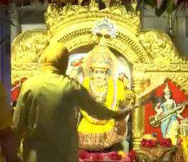 Ambe Gauri Aarti organized at Jhandewalan Temple in Delhi on occasion of Shardiya Navratri Durga puja 2021: शारदीय नवरात्र की देशभर में धूम, दिल्ली के झंडेवालान मंदिर में हुआ 'अंबे गौरी आरती' का आयोजन