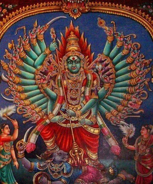ஒரு நவராத்திரிக்கு கொலு வைத்தால் பிறகு வாழ்நாள் முழுவதும் நவராத்திரி நாட்களில் கொலு வைக்க வேண்டும் என்கிறார்கள். நவராத்திரியைக் கொண்டாடுவதால் அம்பிகையின் அருளை நாமும் பெறலாம் எனப் பெரியோர்கள் கூறுகின்றனர்