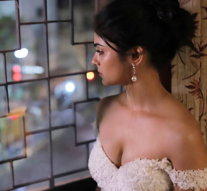 ‘డేంజరస్’ బ్యూటీ నైనా గంగూలీ.. మగాళ్ల ఆరోగ్యానికి ఈమె చాలా హానికరం!  - Image Credit: Naina Ganguly/Instagram