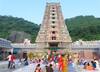 Kanaka Durga Temple: బాలా త్రిపుర సుందరిగా దుర్గమ్మ.. ఇంద్రకీలాద్రిపై దసరా శోభ.. అమ్మవారిని దర్శించుకున్న సినీ నటి శ్రియా..