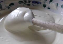 রোজ টক দই খাচ্ছেন? এই দিকগুলো মাথায় না রাখলে লাভ হবে না