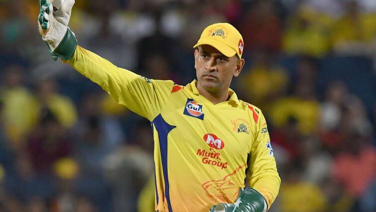 IPL 2021 MS Dhoni full speech on captaincy retirement before and after the match with punjab kings MS Dhoni: கேப்டனா? மெண்ட்டரா? - தோல்விக்குப் பின் தோனி பேசிய பேச்சும்.. அடுத்த ஐபிஎல் ஐடியாவும்!