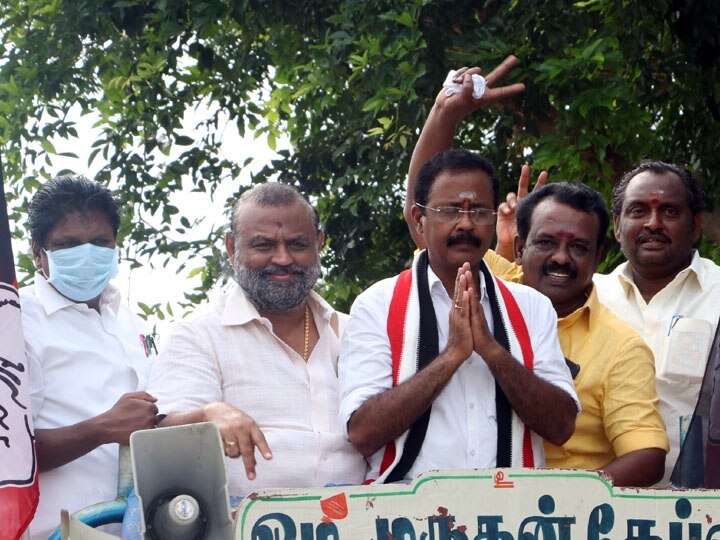 ’’ஆம்பளையா இருந்தா ஒத்தைக்கு ஒத்தை வாங்கடா’’ - மாறி மாறி திட்டிக்கொண்ட அதிமுக, அமமுகவினர்...!