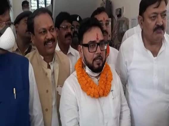 Bihar Assembly By-Election: तारापुर सीट से कांग्रेस प्रत्याशी ने किया नामांकन, पार्टी के सीनियर लीडर रहे मौजूद Bihar Assembly By-Election: तारापुर सीट से कांग्रेस प्रत्याशी ने किया नामांकन, पार्टी के सीनियर लीडर रहे मौजूद