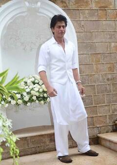 Shahrukh Khan House: किसी जन्नत से कम नहीं है ‘Mannat’, खुद Gauri Khan ने अपने हाथों से सजाया है घर का कोना कोना