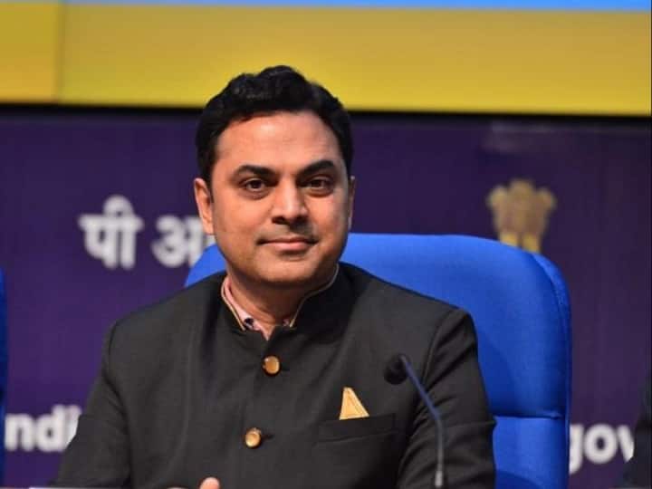 Krishnamurthy Subramanian Steps Down As Chief Economic Adviser After Completion Of 3-Year Tenure Krishnamurthy Subramanian Steps Down As Chief Economic Adviser After Completion Of 3-Year Tenure