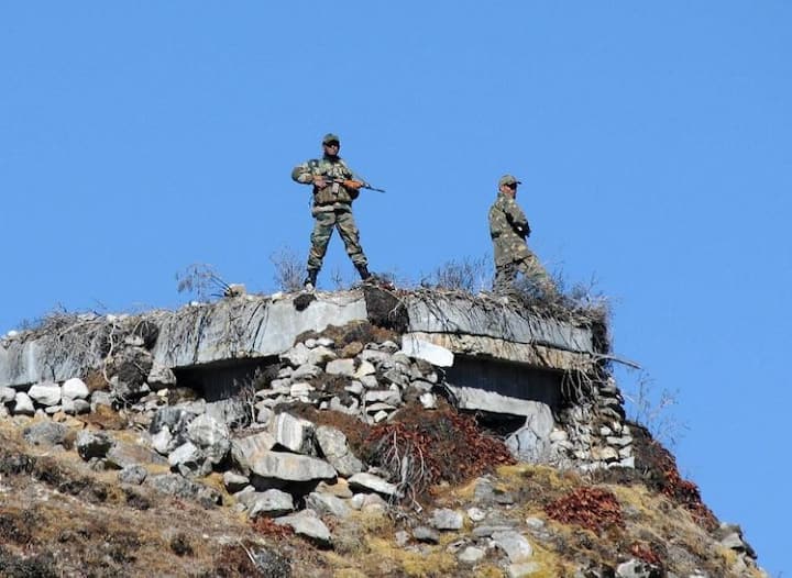 India, China face-off along Line of Actual Control in Arunachal Pradesh says sources ANN भारत और चीन के सैनिकों के बीच पिछले हफ्ते अरुणाचल में हुई थी झड़प लेकिन अब मामला सुलझा- रक्षा सूत्र