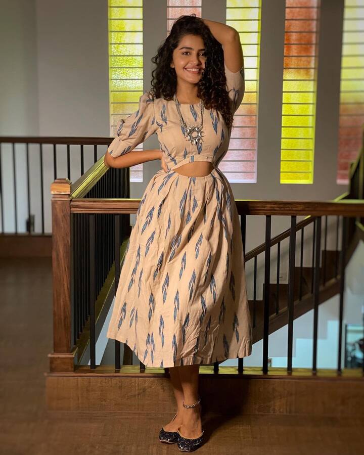 (Image credit: Instagram) అనుపమ అందాల ఫోటోలను చూసి మీరూ ఆనందించండి.
