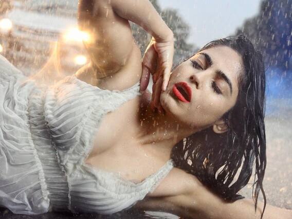 Naina Ganguly: ‘డేంజరస్’ బ్యూటీ నైనా గంగూలీ.. మగాళ్ల ఆరోగ్యానికి ఈమె చాలా హానికరం! Naina Ganguly: ‘డేంజరస్’ బ్యూటీ నైనా గంగూలీ.. మగాళ్ల ఆరోగ్యానికి ఈమె చాలా హానికరం!