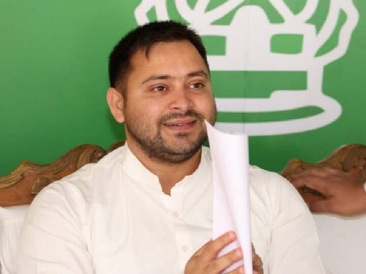 Bihar Politics: RJD gets support of Left parties amid controversies, announces support in by-elections ANN Bihar Politics: विवादों के बीच RJD को वाम दलों का मिला साथ, उपचुनाव में की समर्थन देने की घोषणा