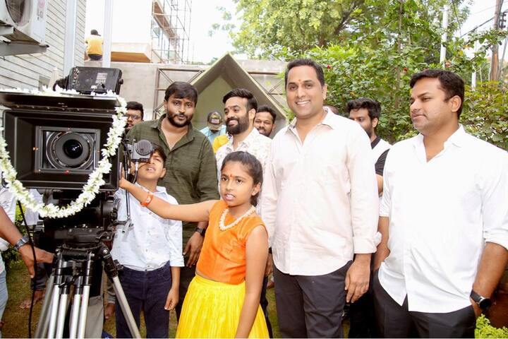 రెడ్ సినిమాస్‌తో పాటు ఇడి ఎంటర్‌టైన్‌మెంట్స్  నిర్మిస్తోన్న  ఈ మూవీకి  ఈ  శ్రీచరణ్ పాకాల సంగీత దర్శకుడు.