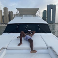 Chris Gayle Yacht Pic: ইয়টে ছুটি কাটাচ্ছেন গেল, ইউনিভার্সাল বসের পার্টি মুড ভাইরাল