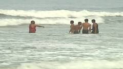 Ganpatipule Beach : पर्यटकांची पावलं कोकणाकडे, गणपतीपुळे मंदिर उघडताच समुद्रकिनारेही गजबजले