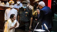 Mamata Banerjee Oath: বিরোধীশূন্য বিধানসভায় মমতা বন্দ্যোপাধ্যায়ের শপথ, শুরু রাজনৈতিক তরজা। Bangla News