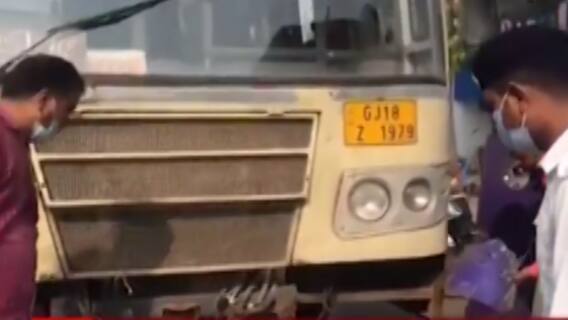 અમદાવાદઃ જવાહર ચોક રસ્તા નજીક ST બસ અને સ્કુટર વચ્ચે સર્જાયો અકસ્માત, જુઓ ગુજરાતી ન્યૂઝ
