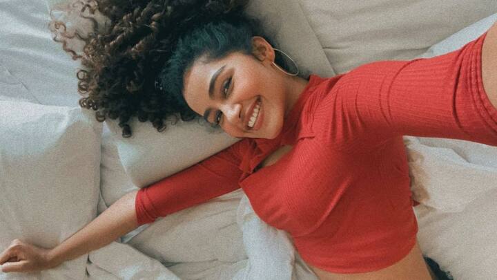 (Image credit: Instagram) అభిమానులను అలరించడంలో ముందుంటుంది అందాల అనుపమ.