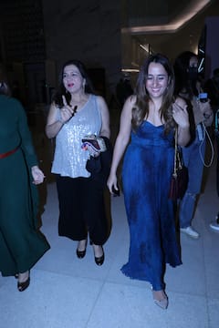 Varun Dhawan's Wife Natasha Dalal & His Mom's Fun Banter At Lakme Fashion Week Makes Fan Say 'Saas-Bahu Ka Pyaar'-Photos