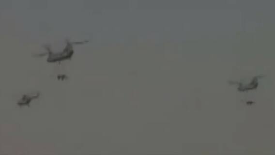 ગાઝિયાબાદઃ ભારતીય વાયુસેનાનો 89મો સ્થાપના દિવસ, એર શો કરી જવાનો બતાવી રહ્યા છે કૌશલ