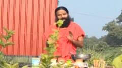 યોગ ભગાવે રોગઃ ત્વચાને યુવાન રાખવા માટે કરો આટલું, જુઓ વીડિયો