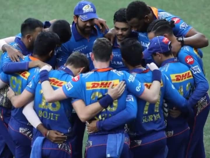 how is the points table of ipl 2022 after 54 matches IPL Playoff 2022 Marathi News IPL Playoff 2022 : तीन संघाचे प्लेऑफचं आव्हान जवळपास संपलेच, पण...