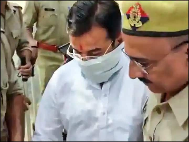 Lakhimpur Kheri Violence Ashish Mishra, son MoS Home Ajay Mishra Teni, has been arrested after 12 hours of questioning by the Uttar Pradesh Police Ashish Mishra Arrested: લખીમપુરખીરી કેસમાં મુખ્ય આરોપી આશીષ મિશ્રાની 12 કલાકની પૂછપરછ બાદ ધરપકડ, જાણો પોલીસે શું કહ્યું ?