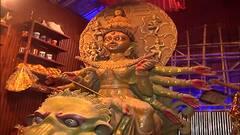 Durga Puja 2021: উদ্যোক্তাদের কড়াকড়ির মধ্যেই বাগুইআটি বন্ধুমহলে প্রতিমাদর্শন | Bangla News