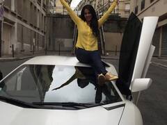 Deepika Padukone से लेकर Kareena Kapoor Khan तक, इन बॉलीवुड अभिनेत्रियों के पास हैं सबसे महंगी कारें