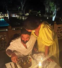 Resort Rent: राजस्थान के इस रिसोर्ट में पति का बर्थडे मनाने पहुंचीं रिया कपूर, एक दिन के लिए कर रही हैं इतना पैसा खर्च