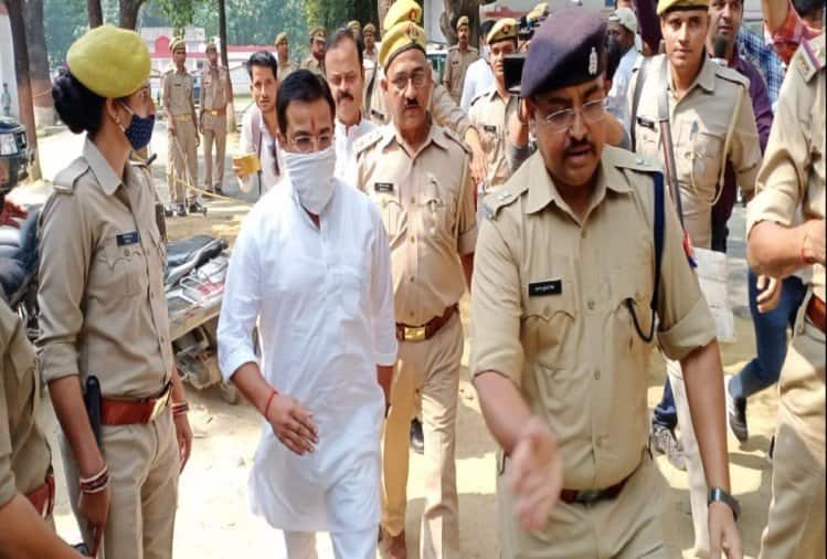 Lakhimpur Violence: Union minister's son Ashish Mishra tests positive for dengue Lakhimpur Violence: लखीमपुर कांड के आरोपी आशीष मिश्रा को हुआ डेंगू, वापस जेल भेजा गया